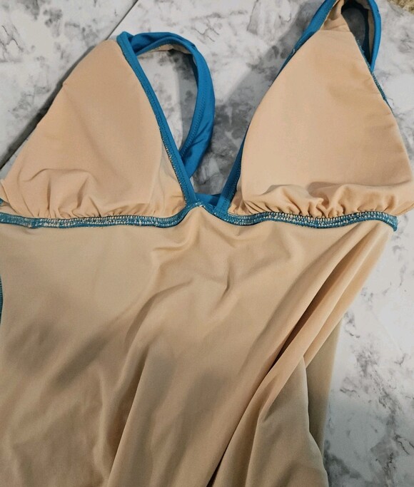 J. Crew Women's Size 10 One Piece Ruched Aqua Swimsuit. Beachy Vacation - Picture 9 of 10